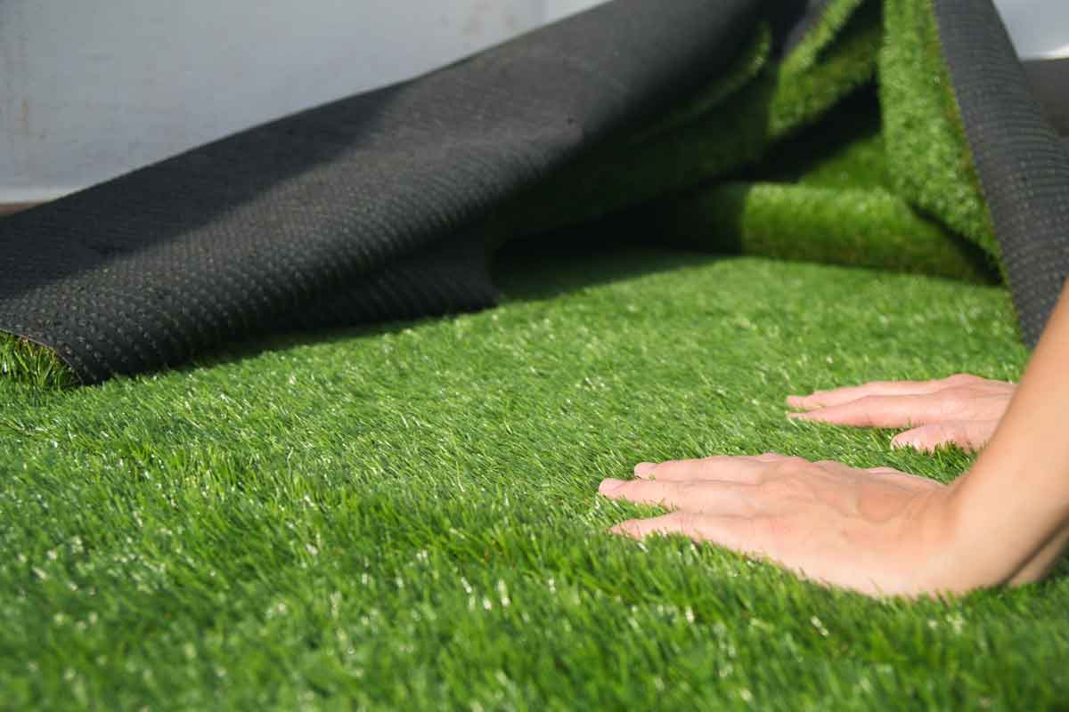 Installing artificial turf